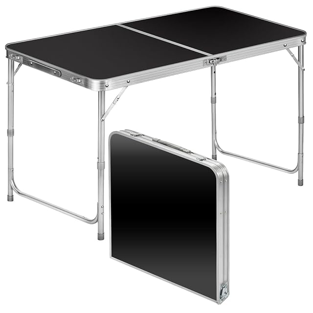 Weißer klappbarer Mehrzwecktisch aus Aluminium von GOODS+GADGETS mit Tragegriff