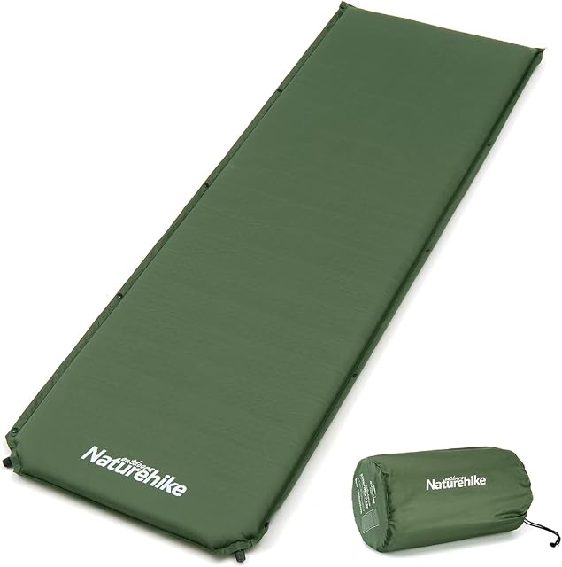 Selbstaufblasende Isomatte von Naturehike mit zwei Ventilen und einem rückstellfähigen Schaumkern